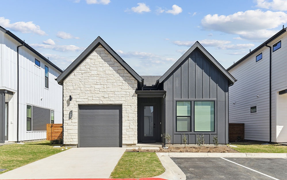 B1 - Single Family Home - 2 bedroom floorplan layout with 2 bathrooms and 1059 square feet (Exterior, 2D)