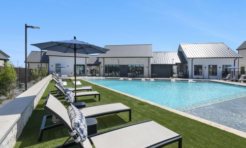 resort style pool with seating